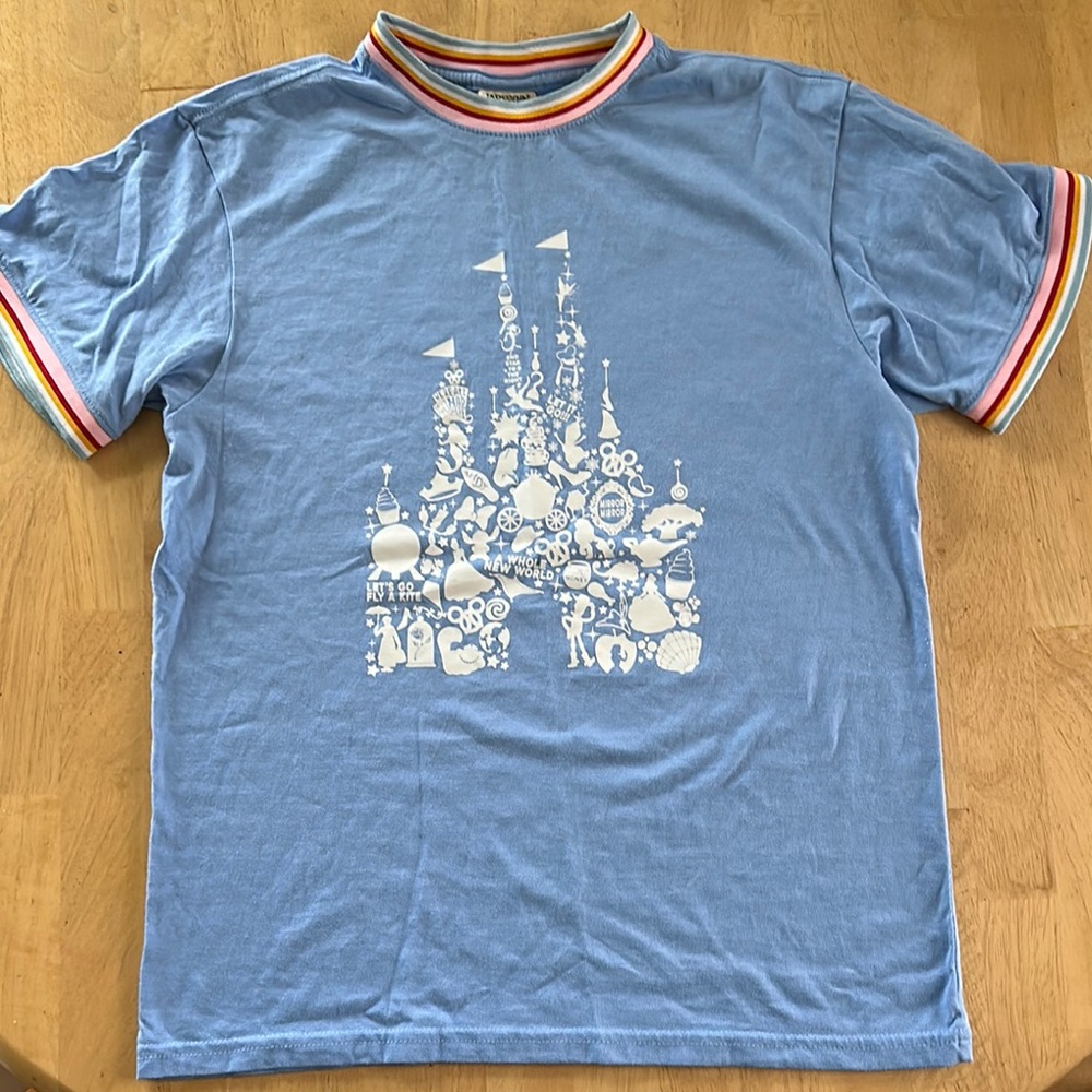 Jadelynn Brooke Blue and White Short Sleeve Tee